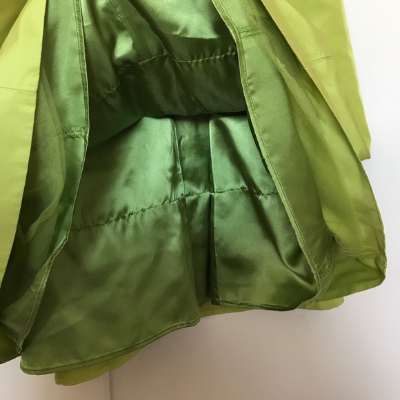J Crew 100% Silk dress Lovely shade of lime green - Picture 5 of 7